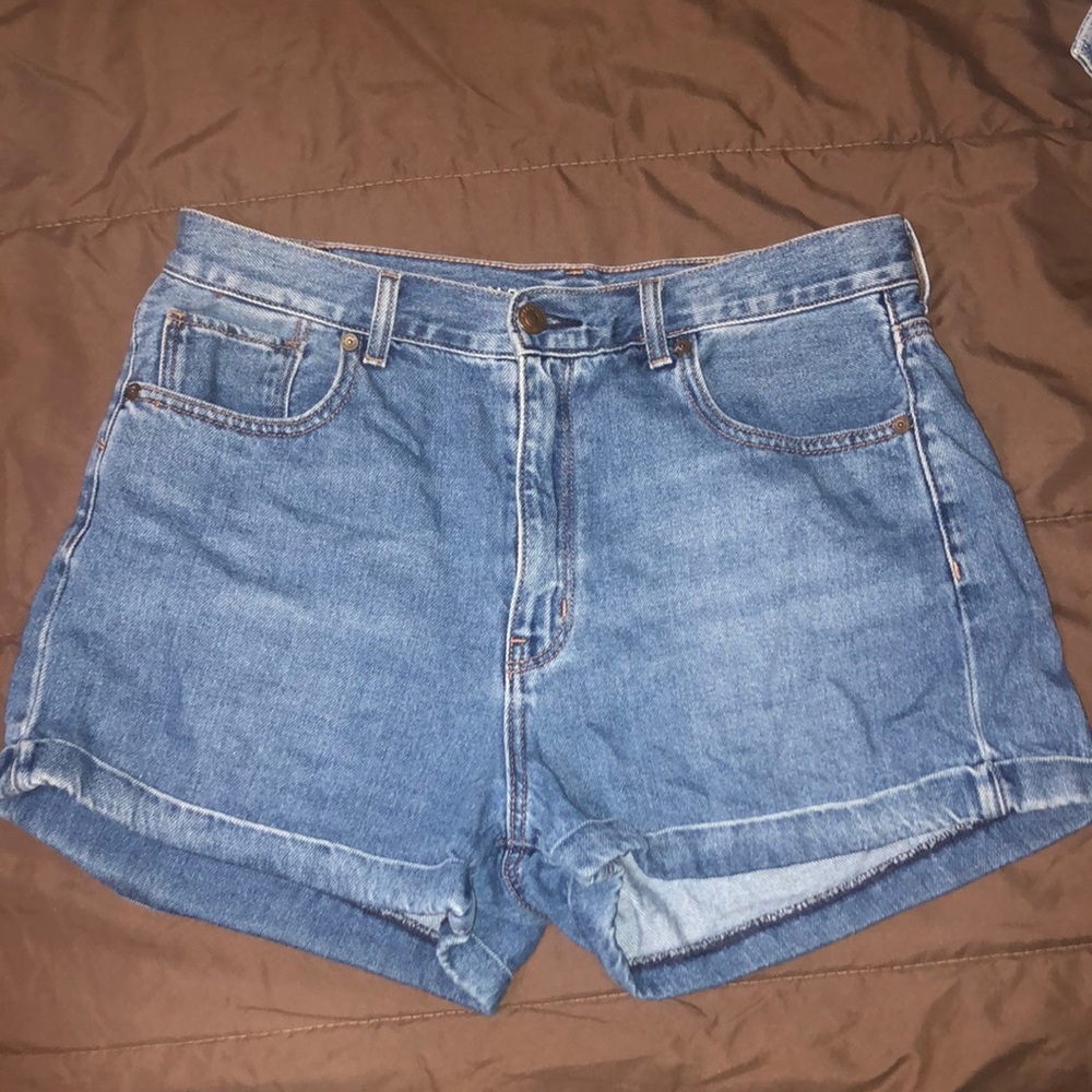 American Eagle Mom Short